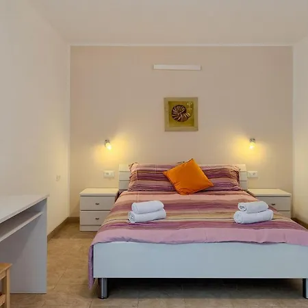 Mugeba Club Holiday home Porec